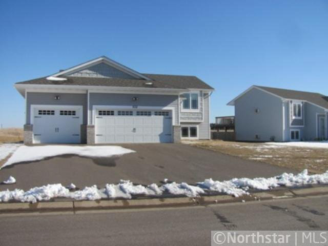 932 Whiskey Road Northwest Isanti, MN 55040 - Photo 1 of 1 Gallery Image 1