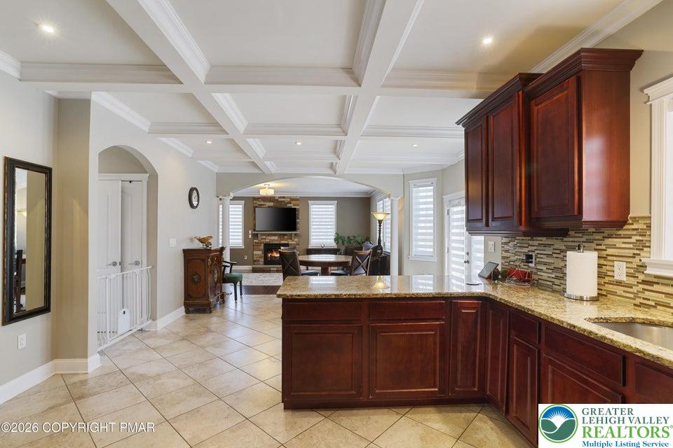 117 Fernwood Road Bushkill, PA 18324 - Photo 3 of 76
