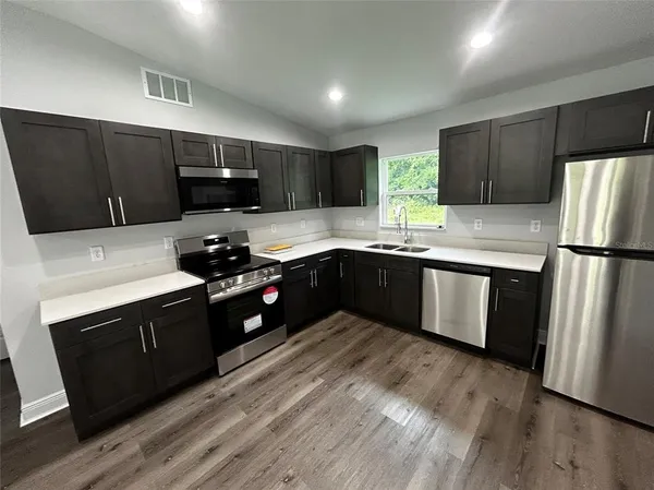 $1,697 | 2855 Southeast 146th Place, Summerfield, FL 34491