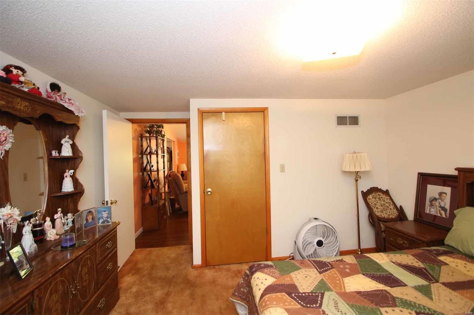 5705 Humbert Road Godfrey, IL 62035 - Photo 16 of 20 Gallery Image 16