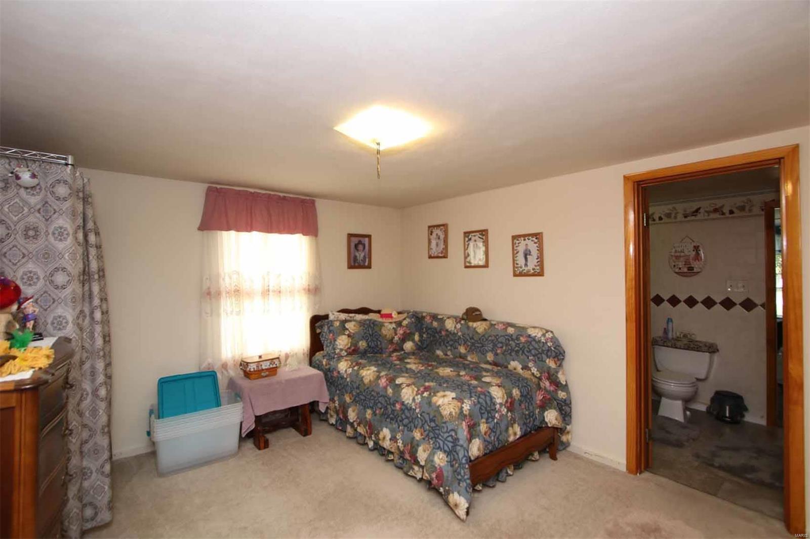 5705 Humbert Road Godfrey, IL 62035 - Photo 19 of 20 Gallery Image 19