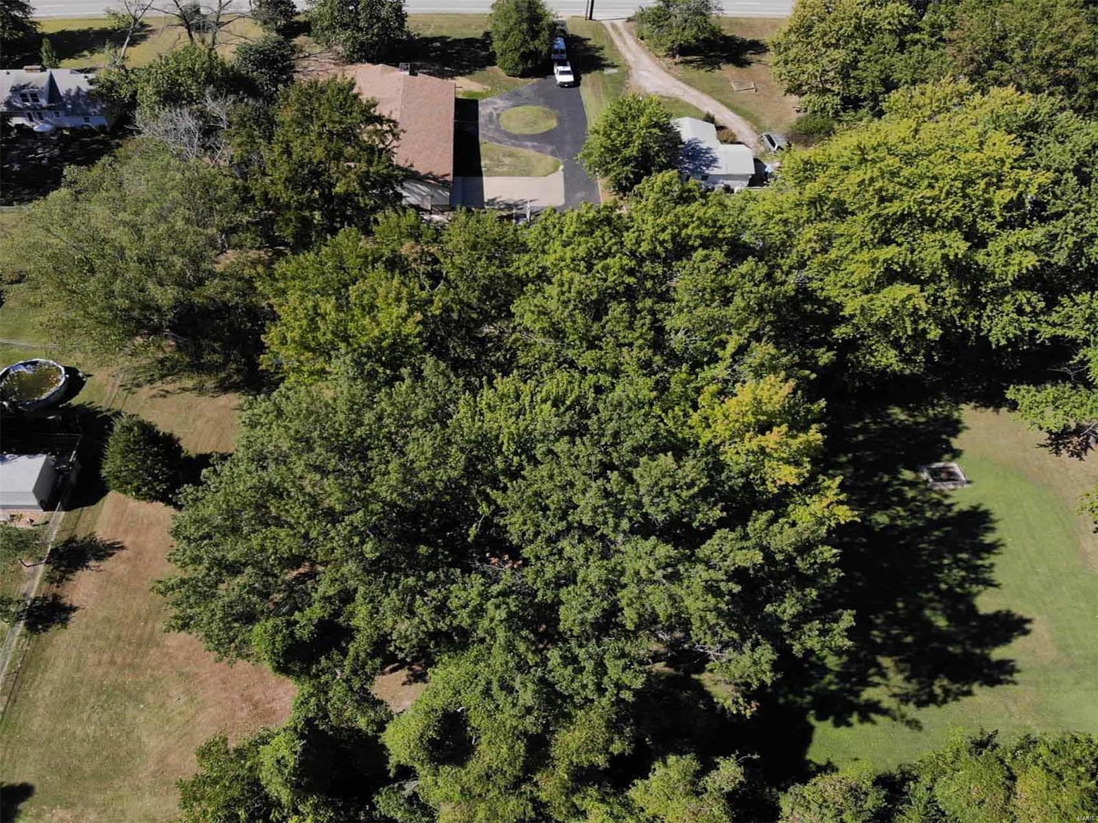 5705 Humbert Road Godfrey, IL 62035 - Photo 3 of 20 Gallery Image 3