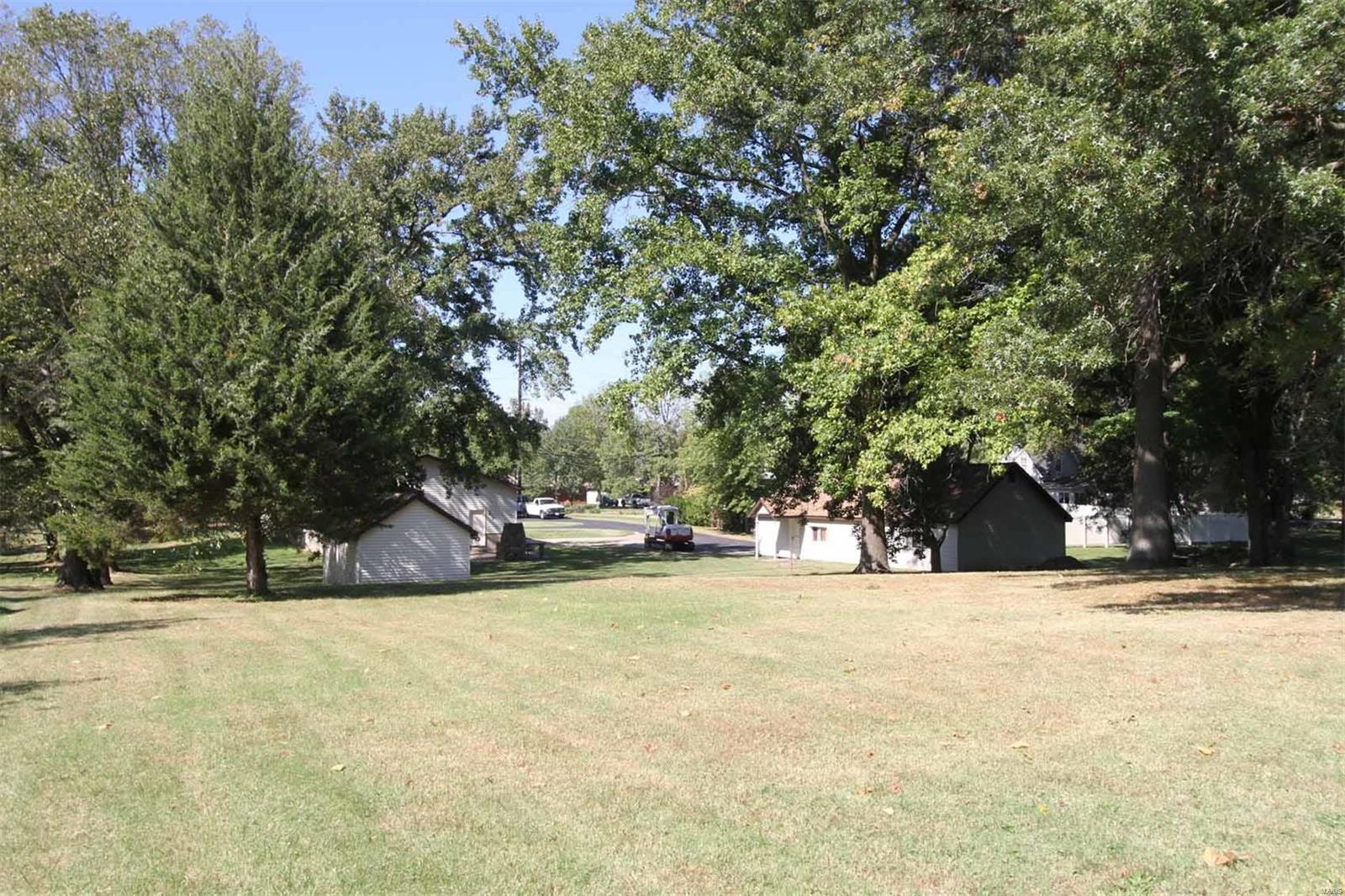 5705 Humbert Road Godfrey, IL 62035 - Photo 7 of 20 Gallery Image 7