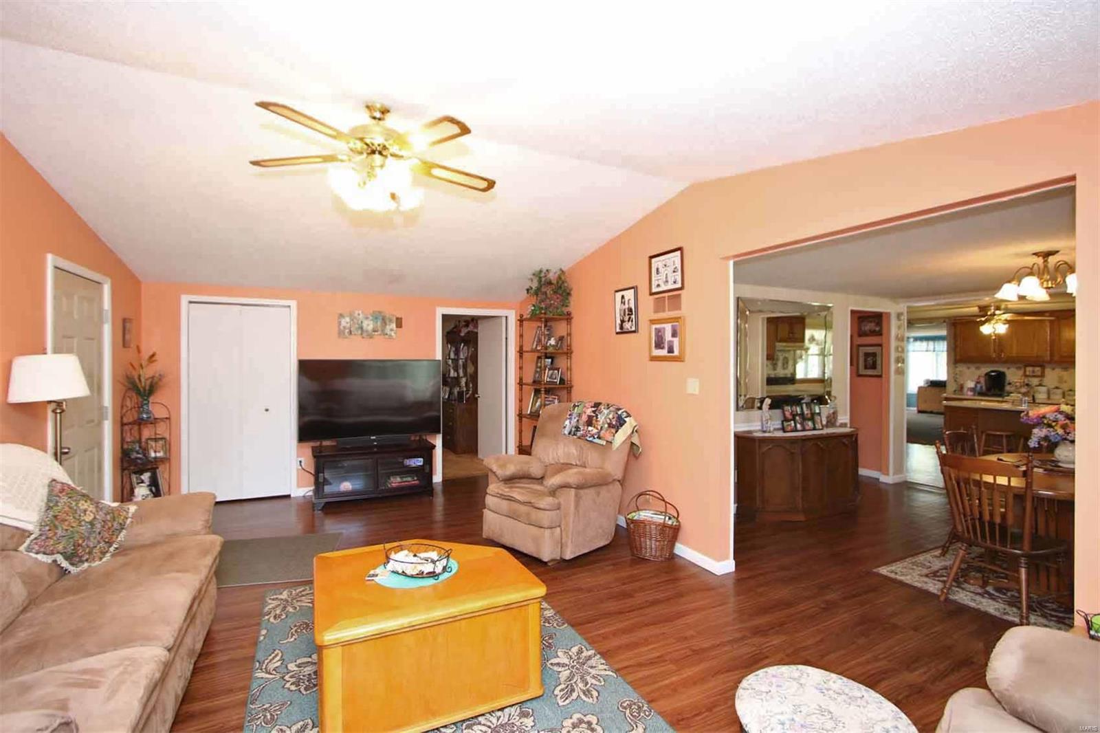 5705 Humbert Road Godfrey, IL 62035 - Photo 10 of 20 Gallery Image 10