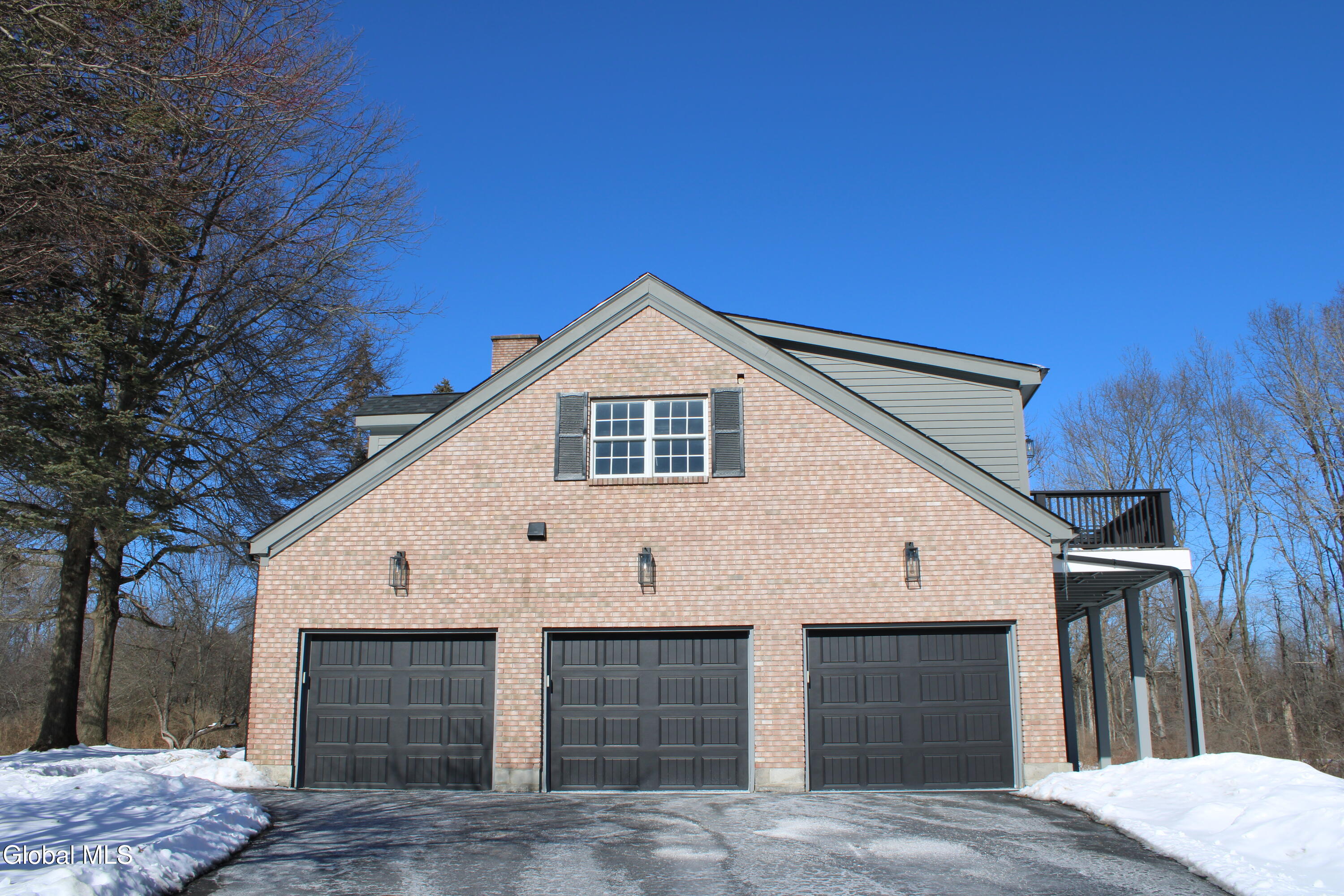 713 Riverview Road Rexford, NY 12148 - Photo 4 of 78 IMG_0511