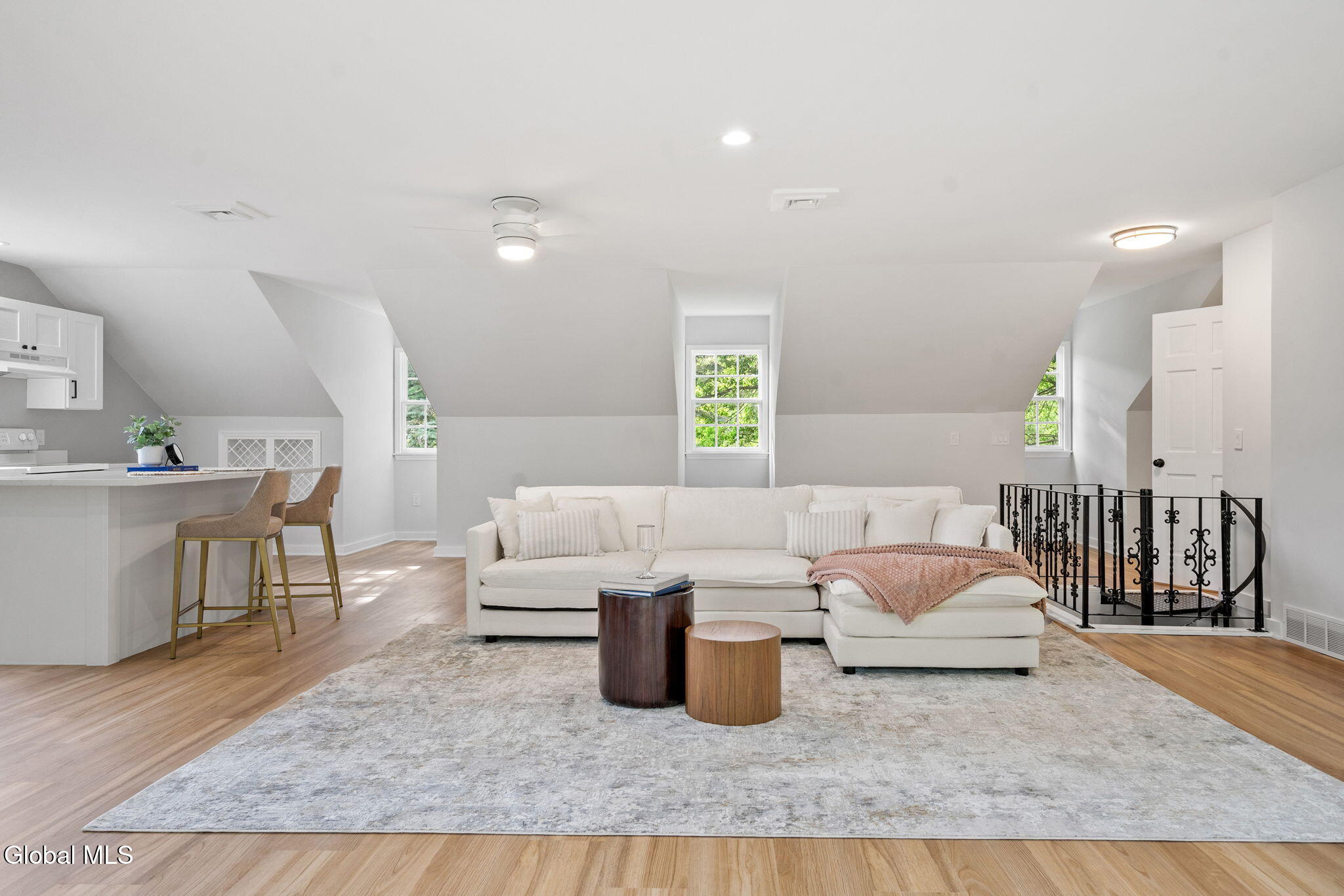 713 Riverview Road Rexford, NY 12148 - Photo 46 of 78 Guest Suite