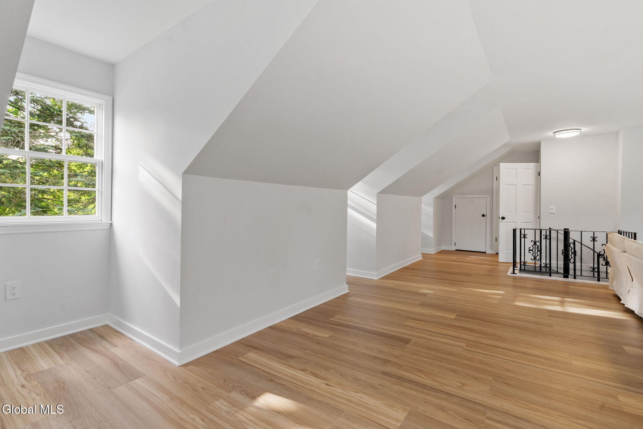 713 Riverview Road Rexford, NY 12148 - Photo 50 of 78 Guest Suite