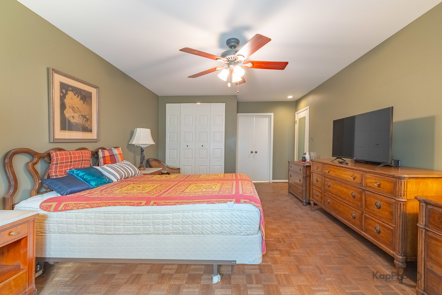 4949 Golf Road, Unit 105 Skokie, IL 60077 - Photo 12 of 30 Gallery Image 12