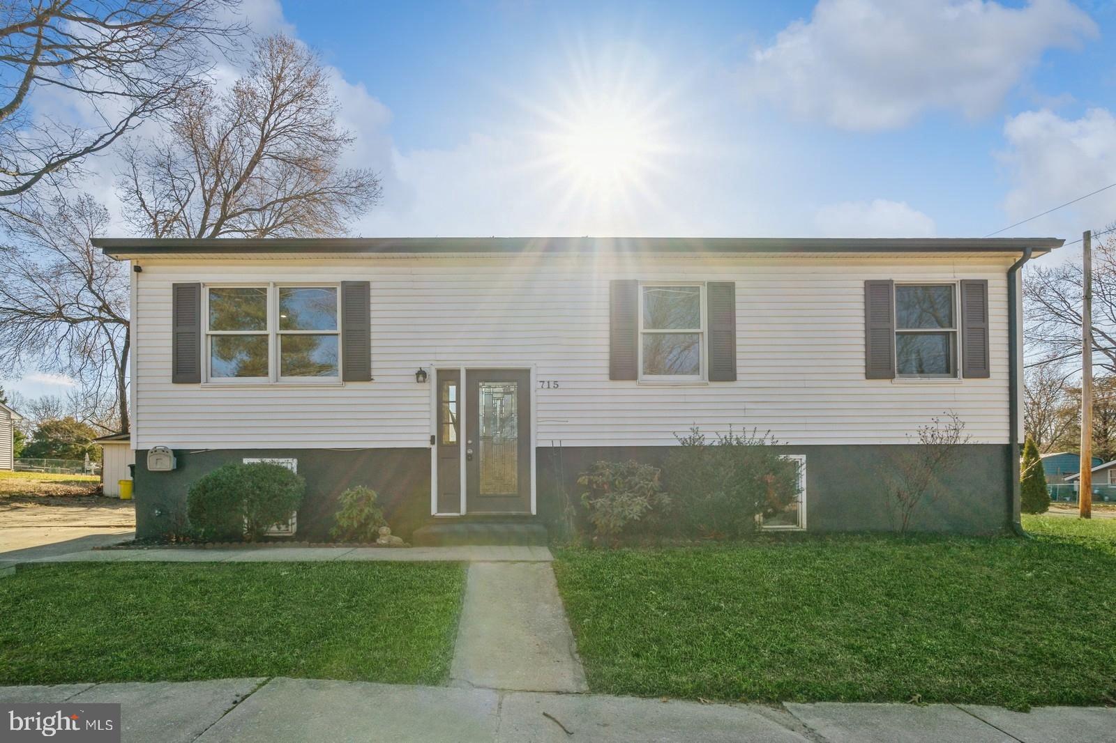 715 Norcross Road Lindenwold, NJ 08021 - Photo 1 of 20