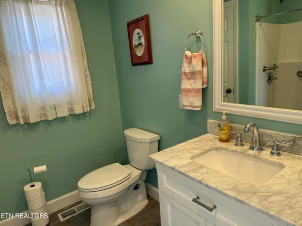 $437,000 | 1115 Fairgrounds Court, Unit 1115, Kingston, TN 37763