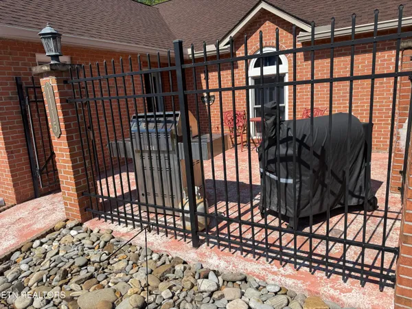 $437,000 | 1115 Fairgrounds Court, Unit 1115, Kingston, TN 37763