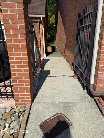 $437,000 | 1115 Fairgrounds Court, Unit 1115, Kingston, TN 37763