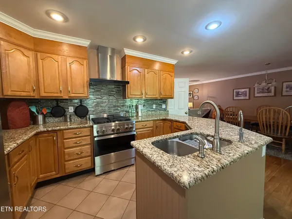 $437,000 | 1115 Fairgrounds Court, Unit 1115, Kingston, TN 37763