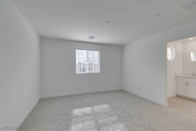 $2,400 | 945 Jigglypuff Place, Henderson, NV 89011