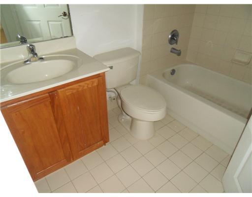 3251 Laurel Ridge Circle Riviera Beach, FL 33404 - Photo 5 of 6 Additional Photo