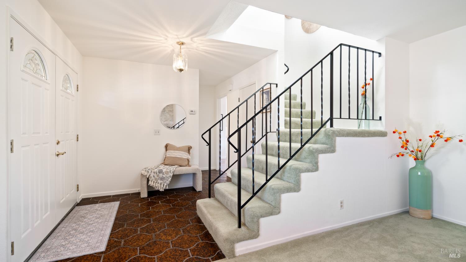 28 Monroe Court Novato, CA 94947 - Photo 17 of 45