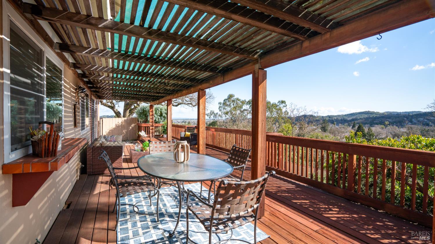 28 Monroe Court Novato, CA 94947 - Photo 34 of 45