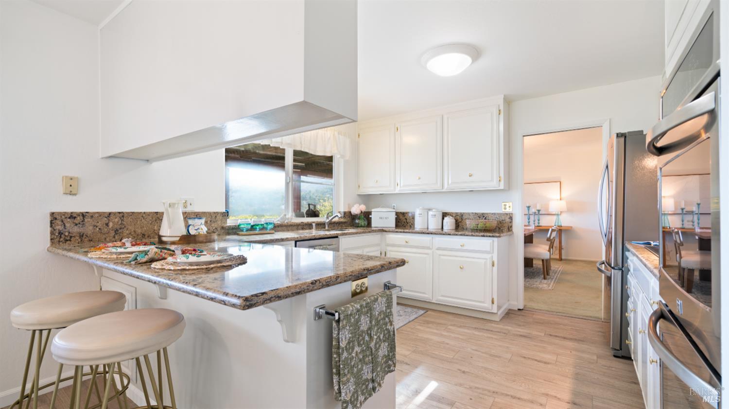 28 Monroe Court Novato, CA 94947 - Photo 8 of 45