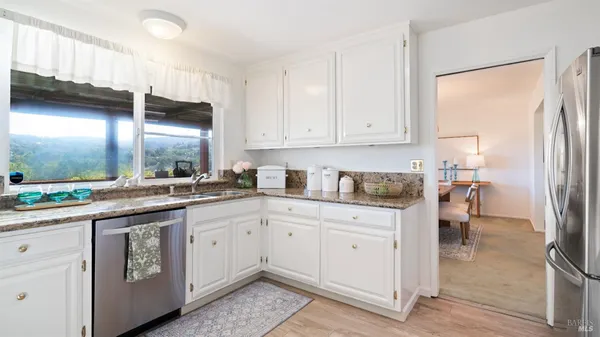 $1,200,000 | 28 Monroe Court, Novato, CA 94947