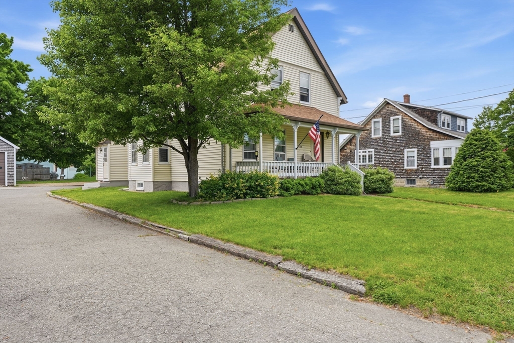 585 County Street Taunton, MA 02780 - Photo 3 of 41