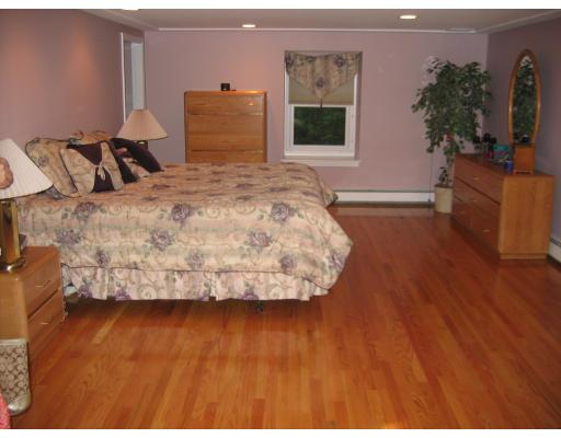 20 Newell Road Wakefield, MA 01880 - Photo 10 of 12 Gallery Image 10