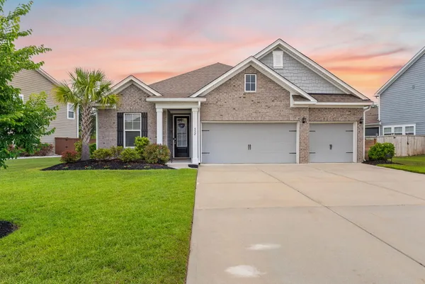 $564,990 | 532 Fern Tree Drive, Summerville, SC 29486