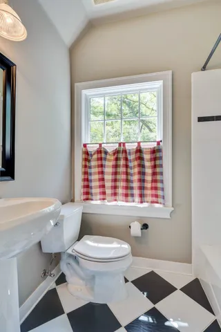 $2,800,000 | 283 Rosehill Drive East, Tallahassee, FL 32312