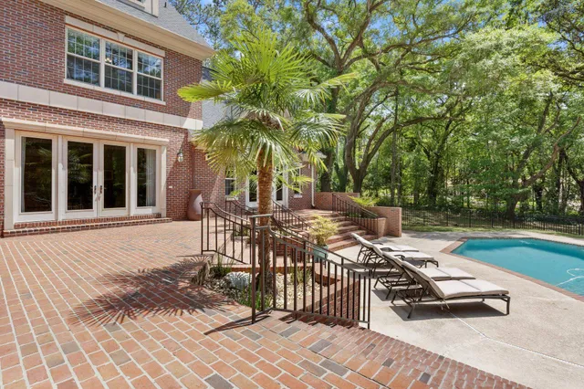 $2,800,000 | 283 Rosehill Drive East, Tallahassee, FL 32312