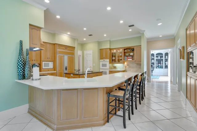 $2,800,000 | 283 Rosehill Drive East, Tallahassee, FL 32312