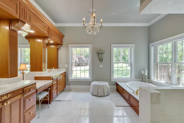$2,590,000 | 283 Rosehill Drive East, Tallahassee, FL 32312