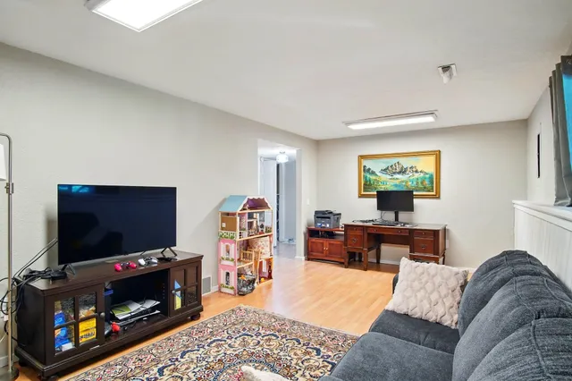 $425,000 | 19 West 29th Avenue, Spokane, WA 99203