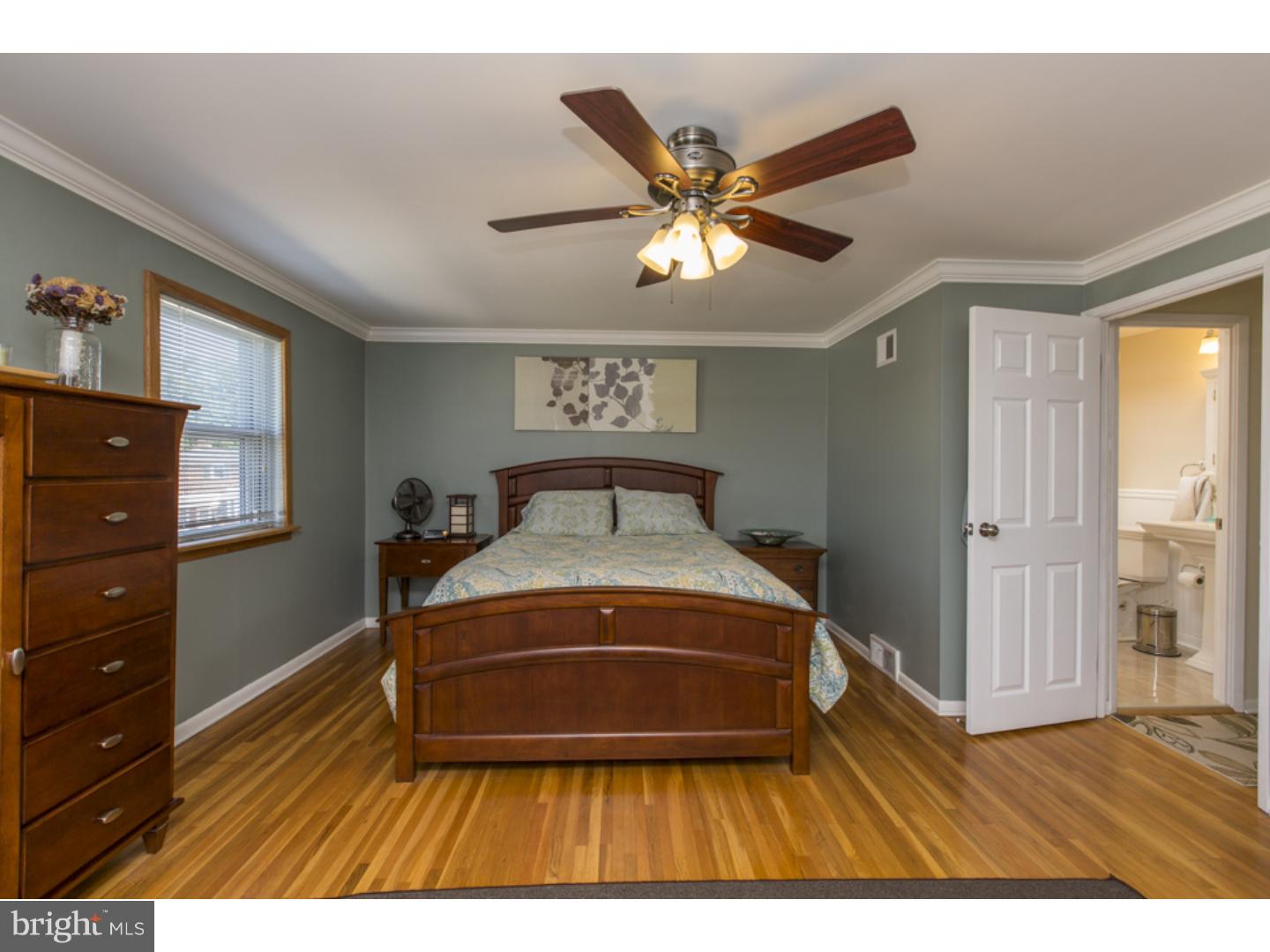 12513 Ramer Road Philadelphia, PA 19154 - Photo 14 of 25