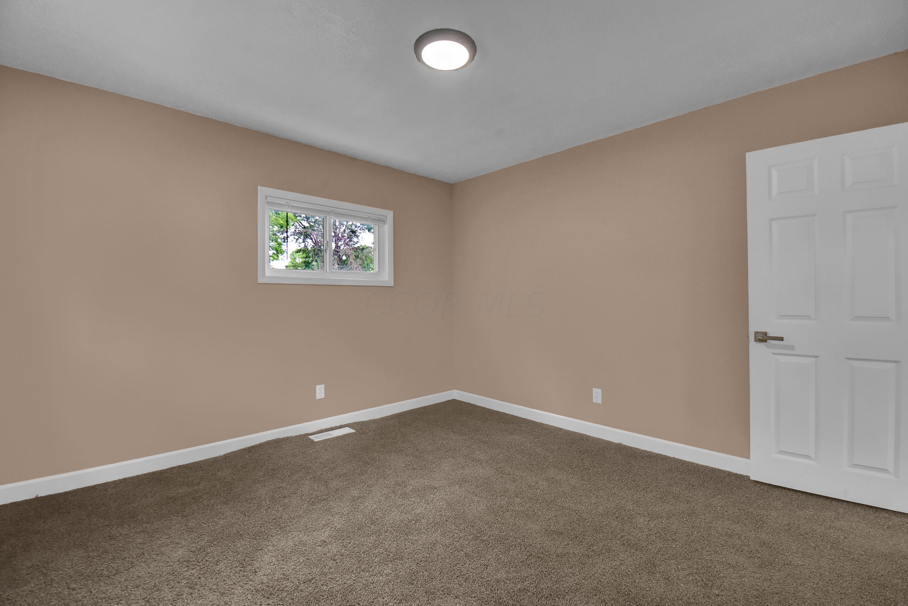 643 Demorest Road Columbus, OH 43204 - Photo 23 of 38 DSC_3359