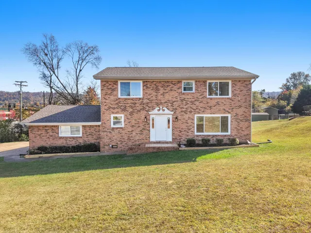 $380,000 | 4920 Pine Circle, Ooltewah, TN 37363