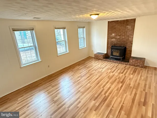 $3,100 | 12003 Skipjack Court, Woodbridge, VA 22192