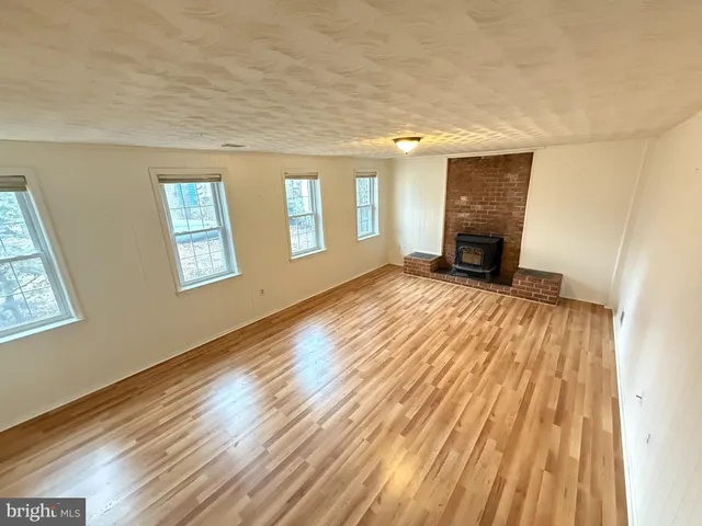 $3,100 | 12003 Skipjack Court, Woodbridge, VA 22192