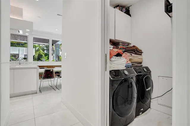 $5,999,000 | 201 Buttonwood Drive, Key Biscayne, FL 33149