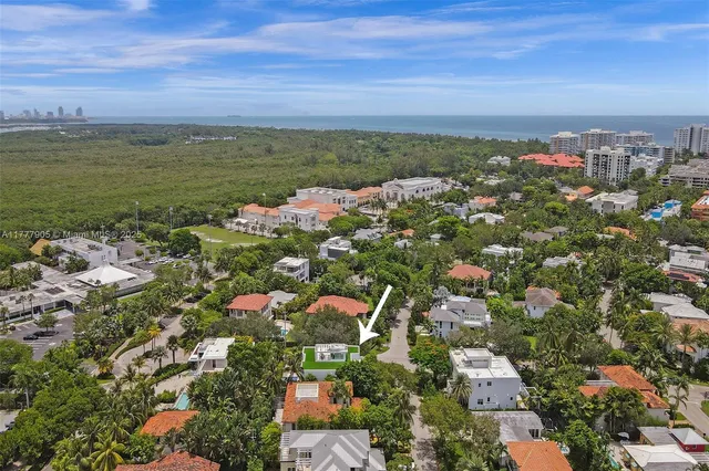 $5,999,000 | 201 Buttonwood Drive, Key Biscayne, FL 33149
