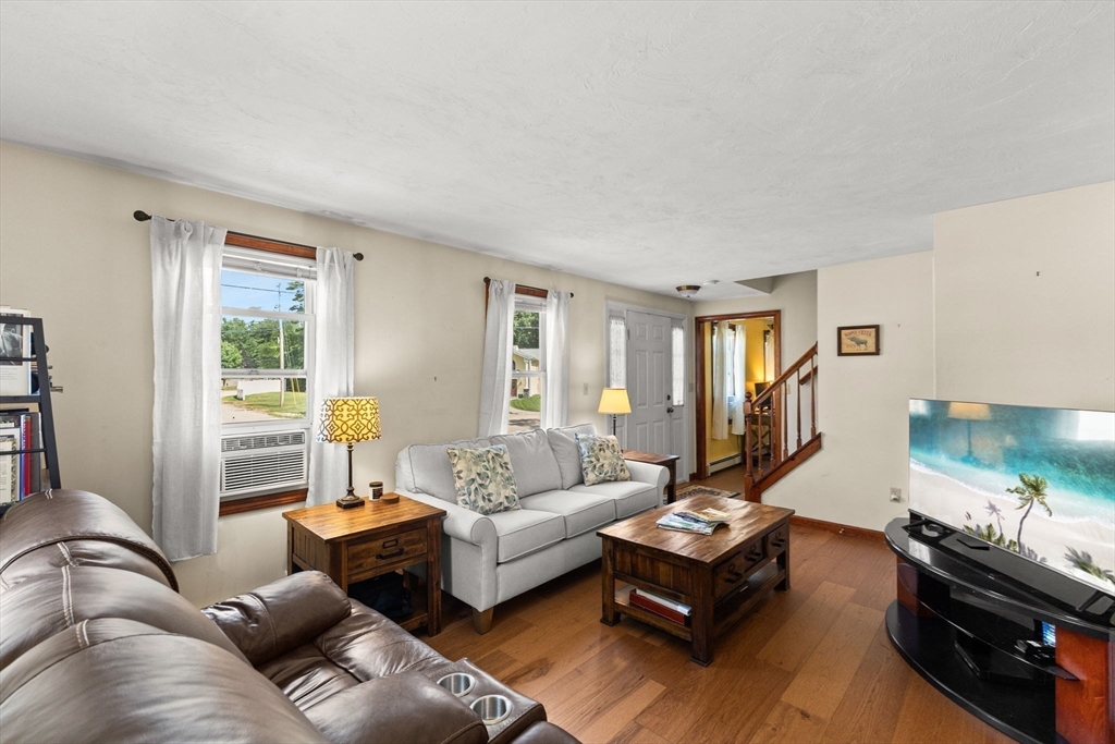 71 Pondview Circle Taunton, MA 02780 - Photo 15 of 33