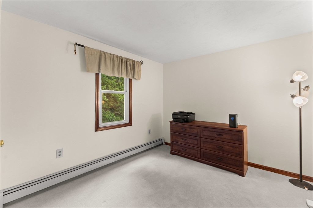 71 Pondview Circle Taunton, MA 02780 - Photo 23 of 33