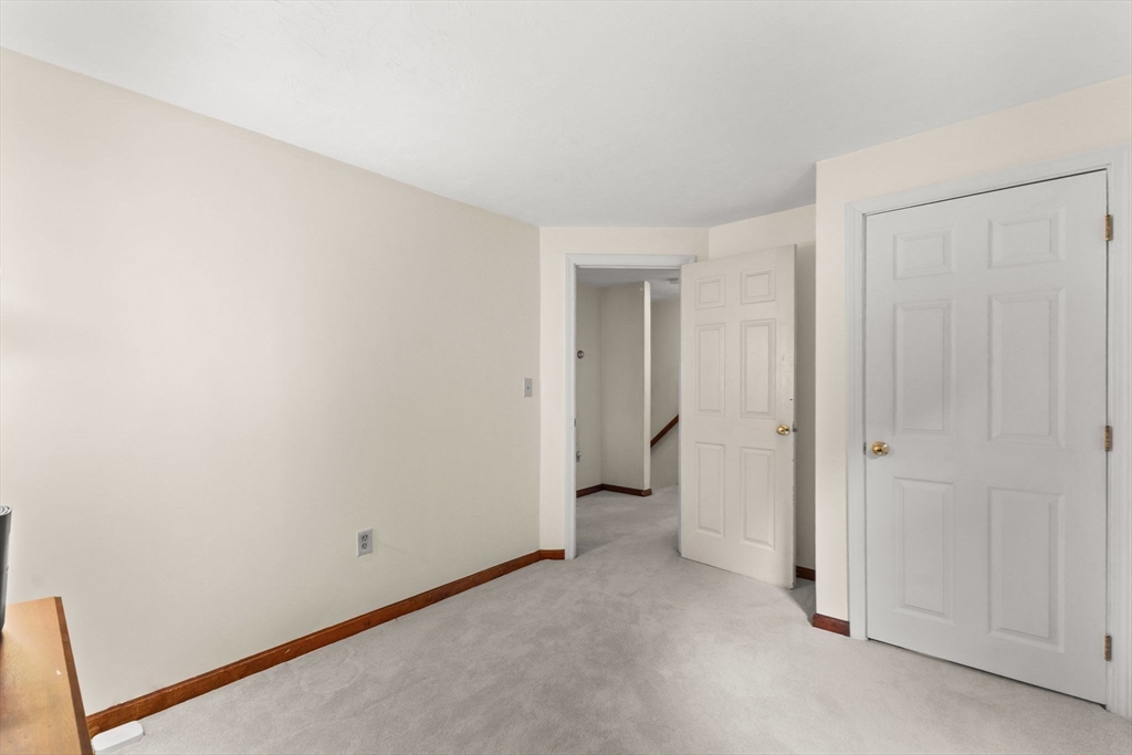 71 Pondview Circle Taunton, MA 02780 - Photo 24 of 33