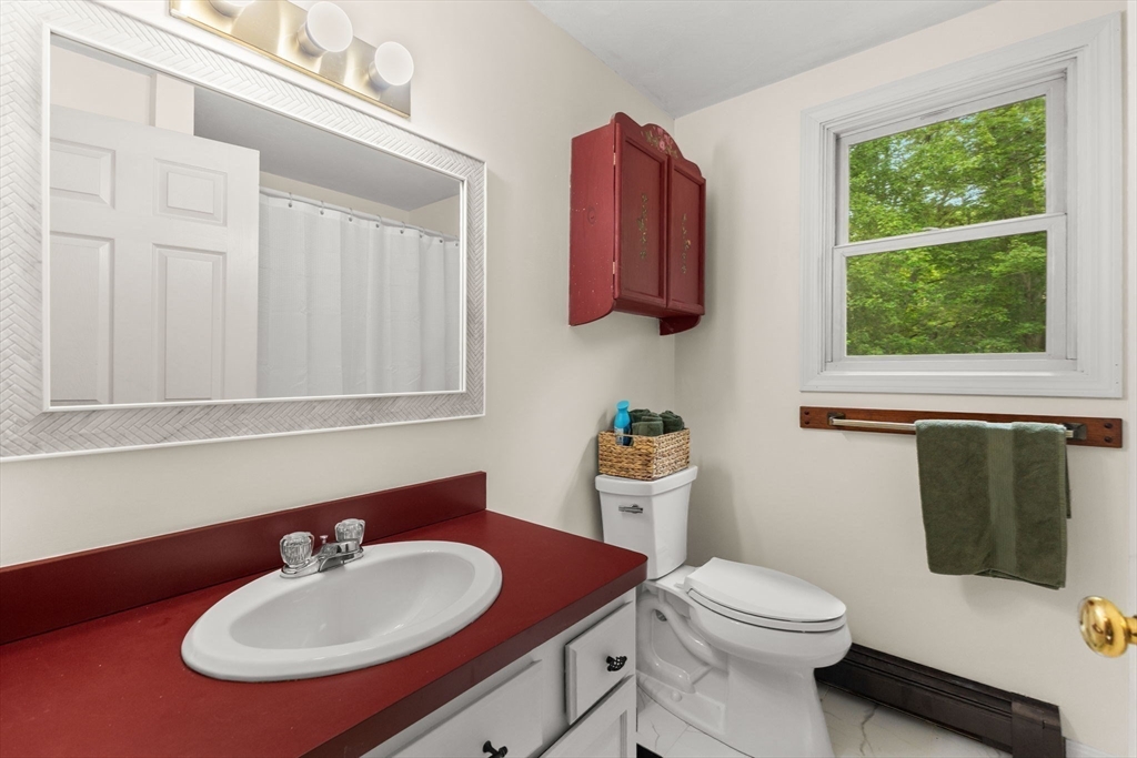 71 Pondview Circle Taunton, MA 02780 - Photo 25 of 33