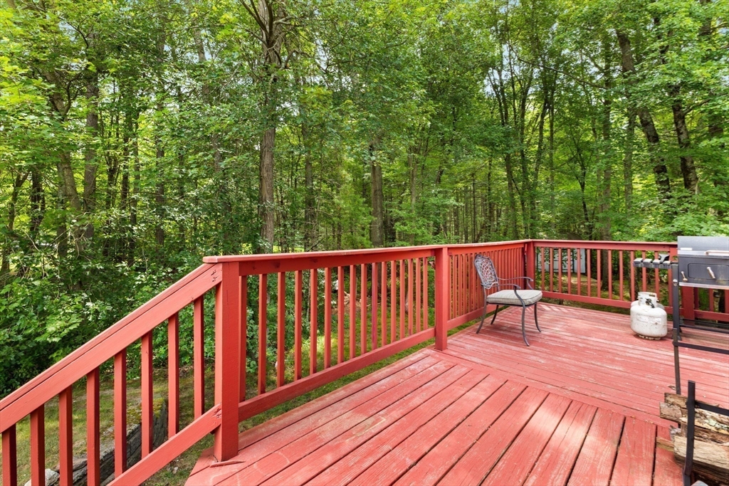 71 Pondview Circle Taunton, MA 02780 - Photo 33 of 33