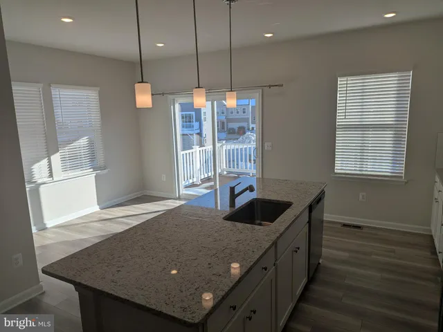 $2,200 | 212 Swan Fld Avenue, Ranson, WV 25438