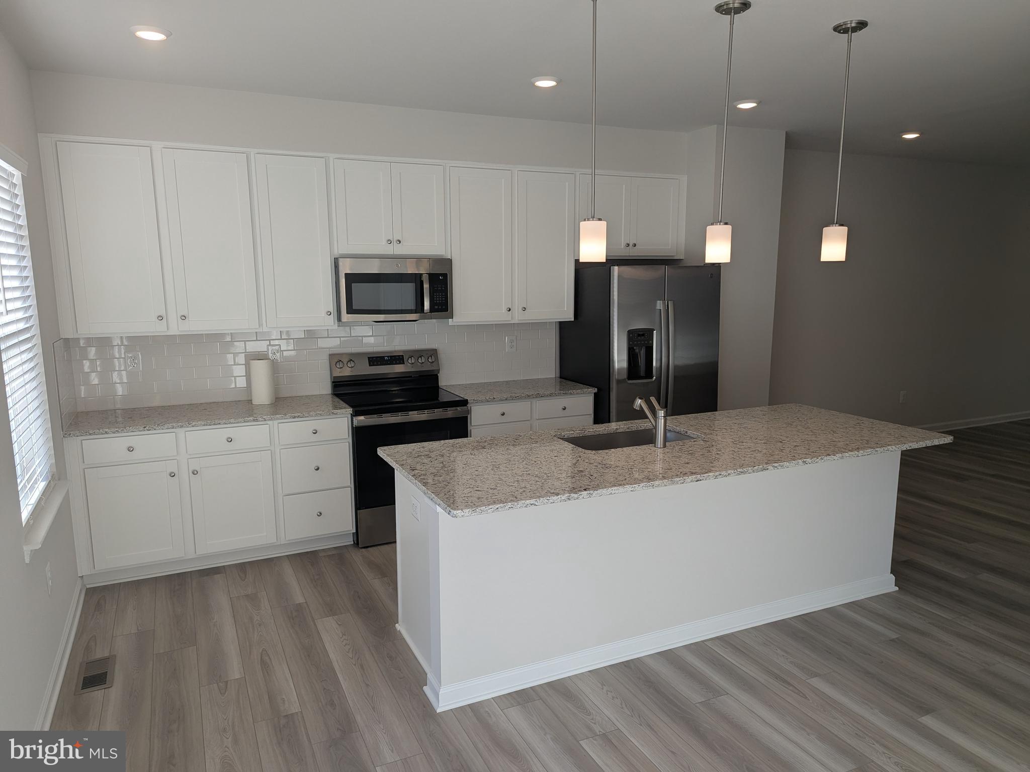 212 Swan Fld Avenue Ranson, WV 25438 - Photo 10 of 32