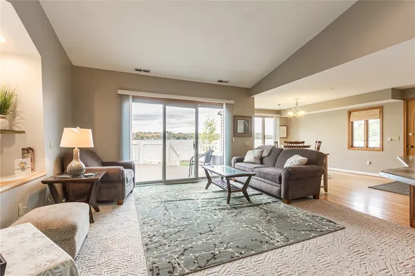 $1,750,000 | 70 Avalon Trail, Penfield, NY 14580