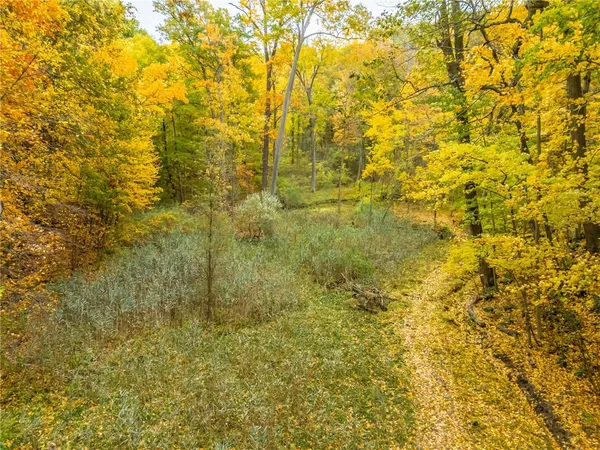 $1,750,000 | 70 Avalon Trail, Penfield, NY 14580