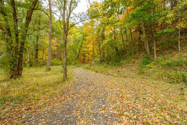 $1,750,000 | 70 Avalon Trail, Penfield, NY 14580