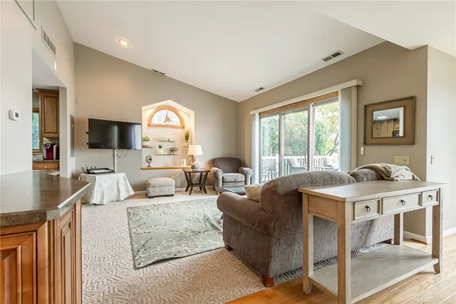 $1,750,000 | 70 Avalon Trail, Penfield, NY 14580