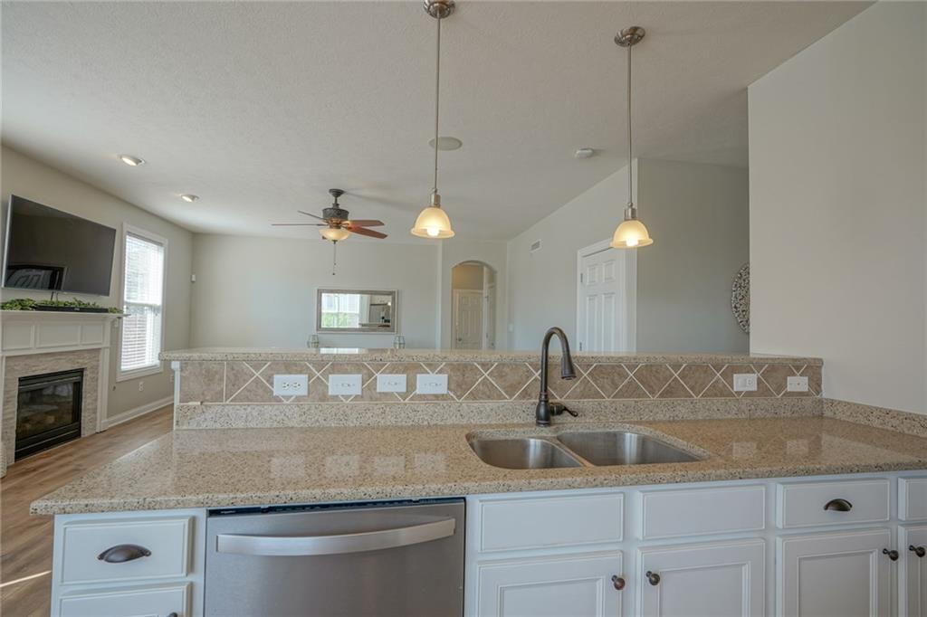 12354 Cold Stream Road Noblesville, IN 46060 - Photo 12 of 47 Gallery Image 12